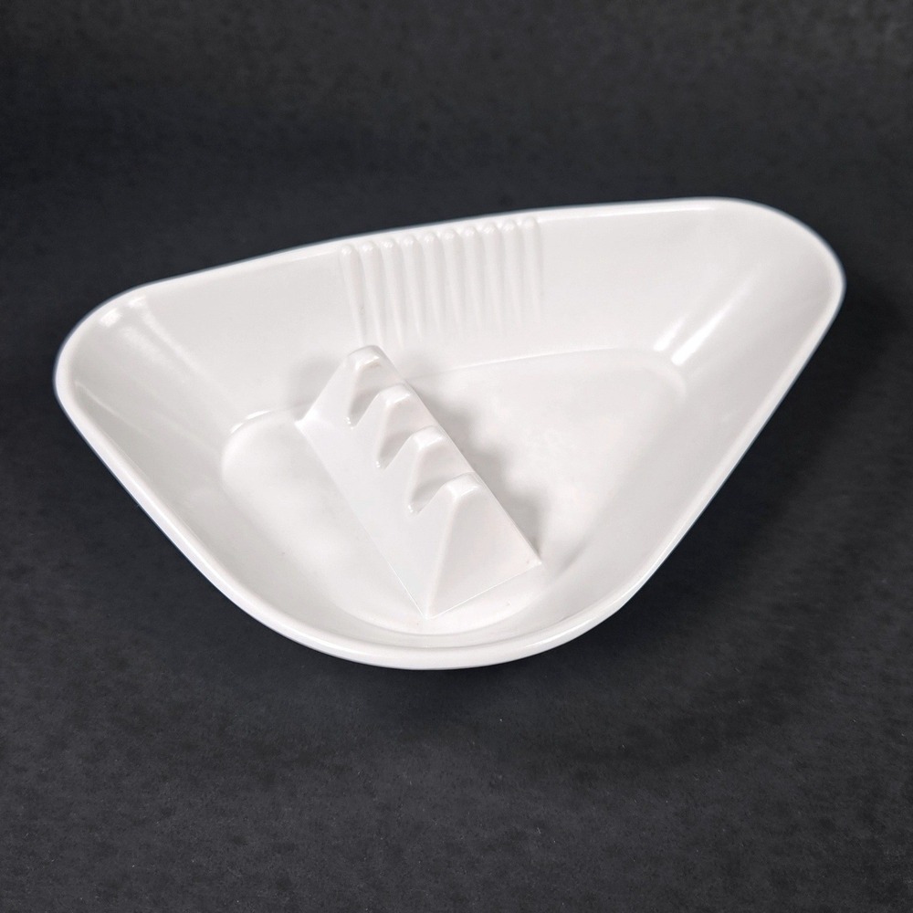Vintage Ashtray Boomerang Melamine Atomic Triangle MCM Vintage White MCM USA
